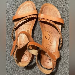 Blowfish sandals size 8